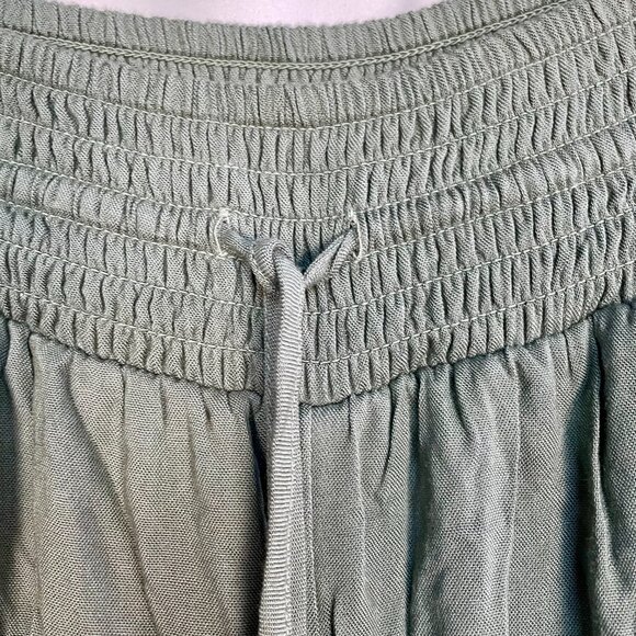 NWOT American Eagle Sage Green Wide Leg Crochet Hem Pull On Pants Womens Small - Picture 5 of 10